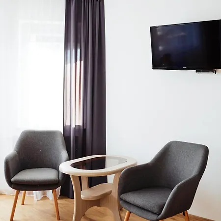 Vipabo Solnespa 假日公园 3*