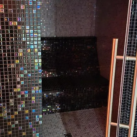 Vipabo Solnespa 假日公园 尼彻兹