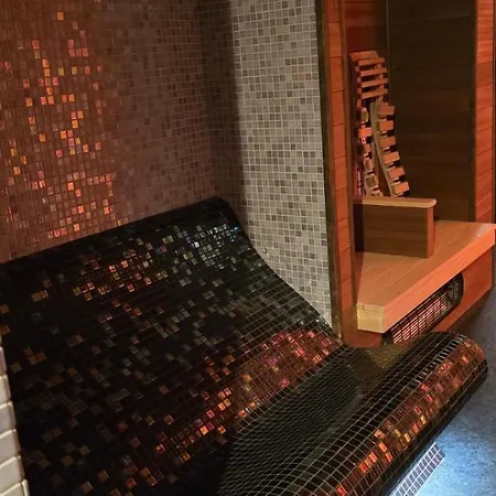 Vipabo Solnespa 假日公园 3*