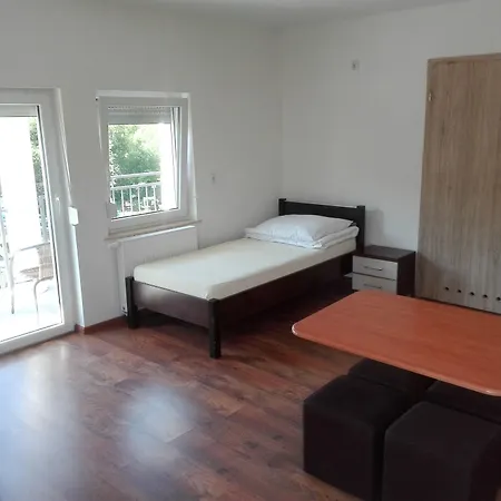 Vipabo Solnespa 假日公园 3*